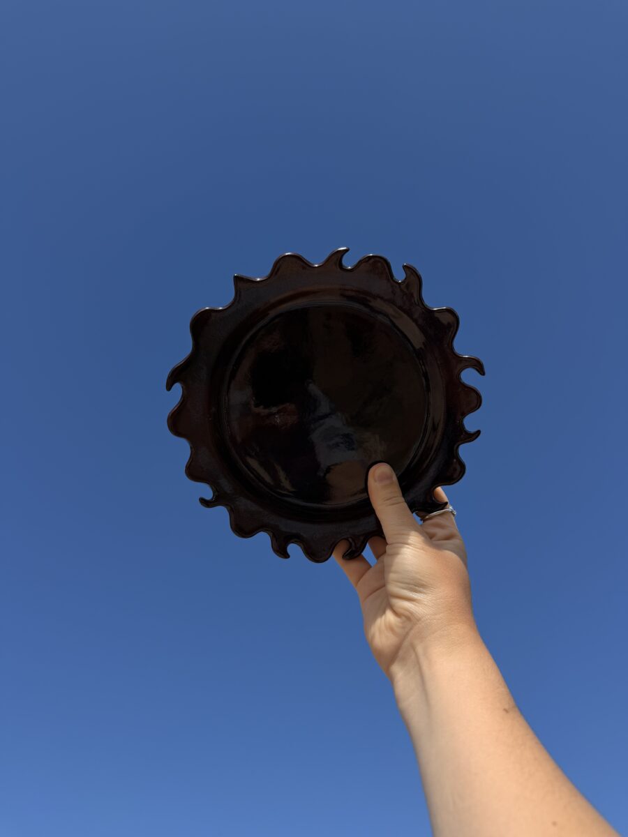Old sun plate - burgundy